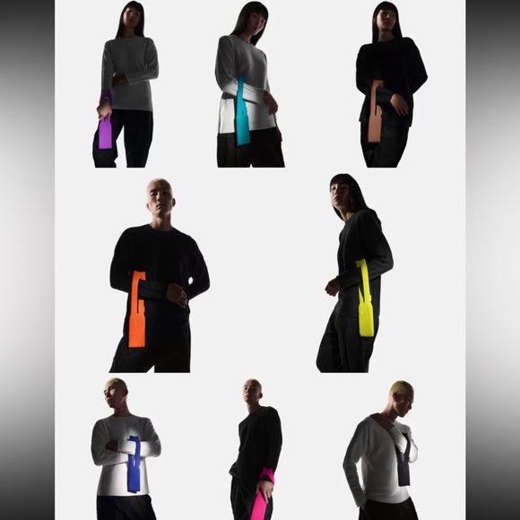 iPhone Pocket x ISSEY MIYAKE - Picture 4 of 10